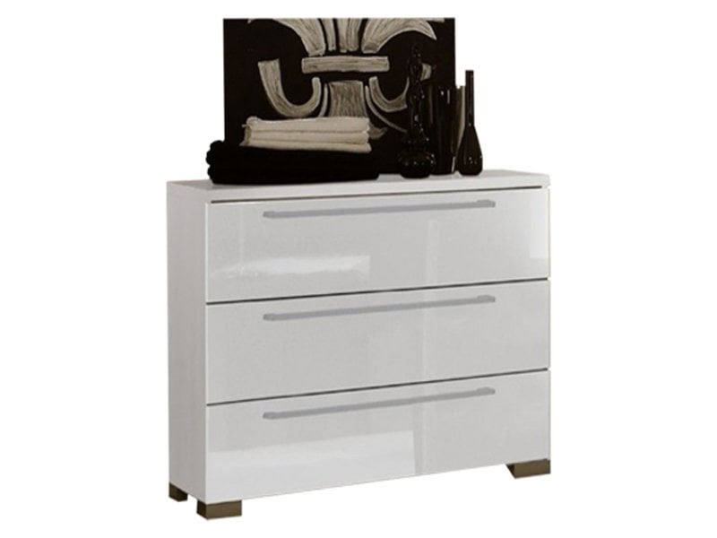 ����� �-���� 3